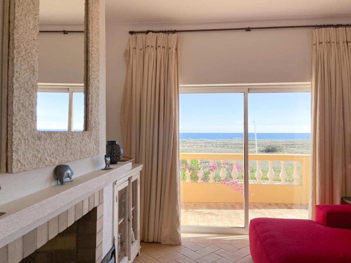 Beachfront With Pool And Stunning Ocean View #1908 Appartement *