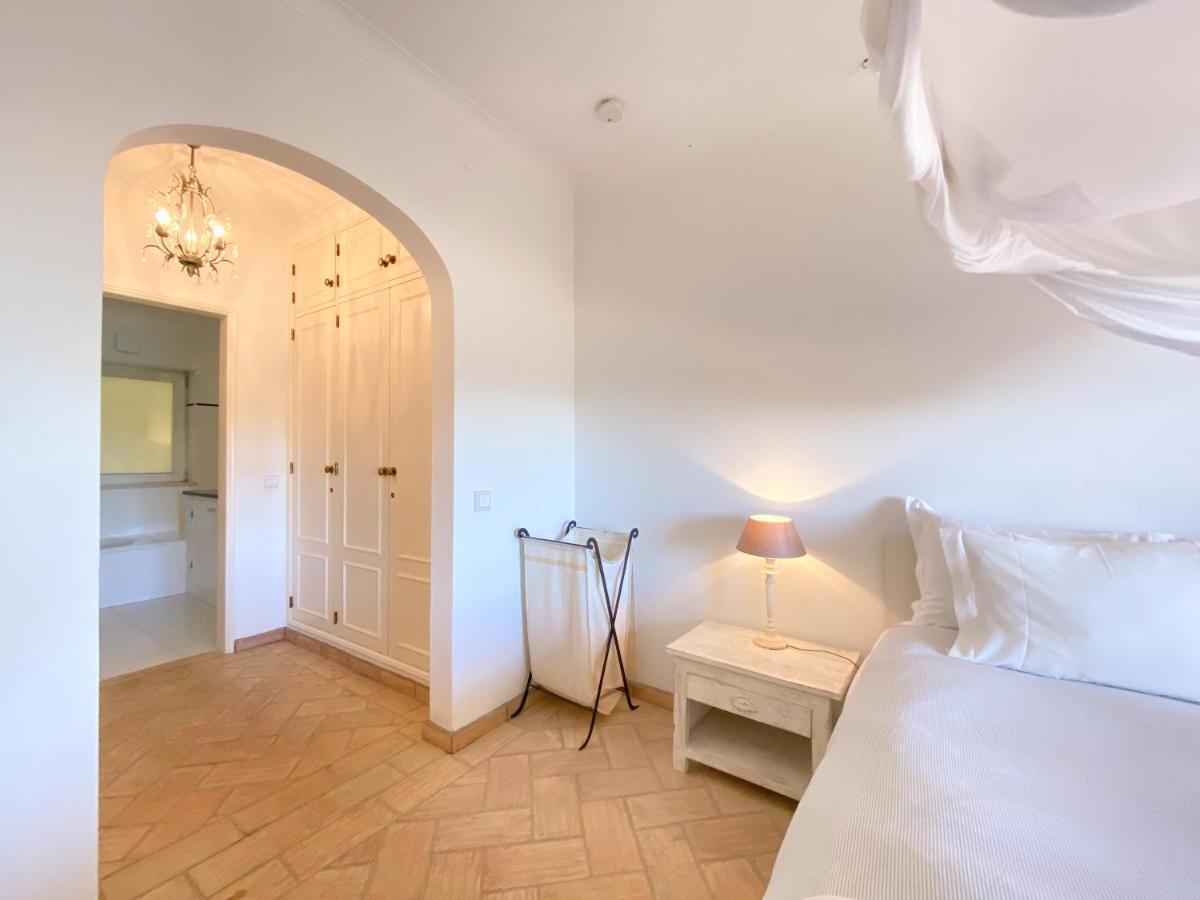 Appartement Beachfront With Pool And Stunning Ocean View #1908