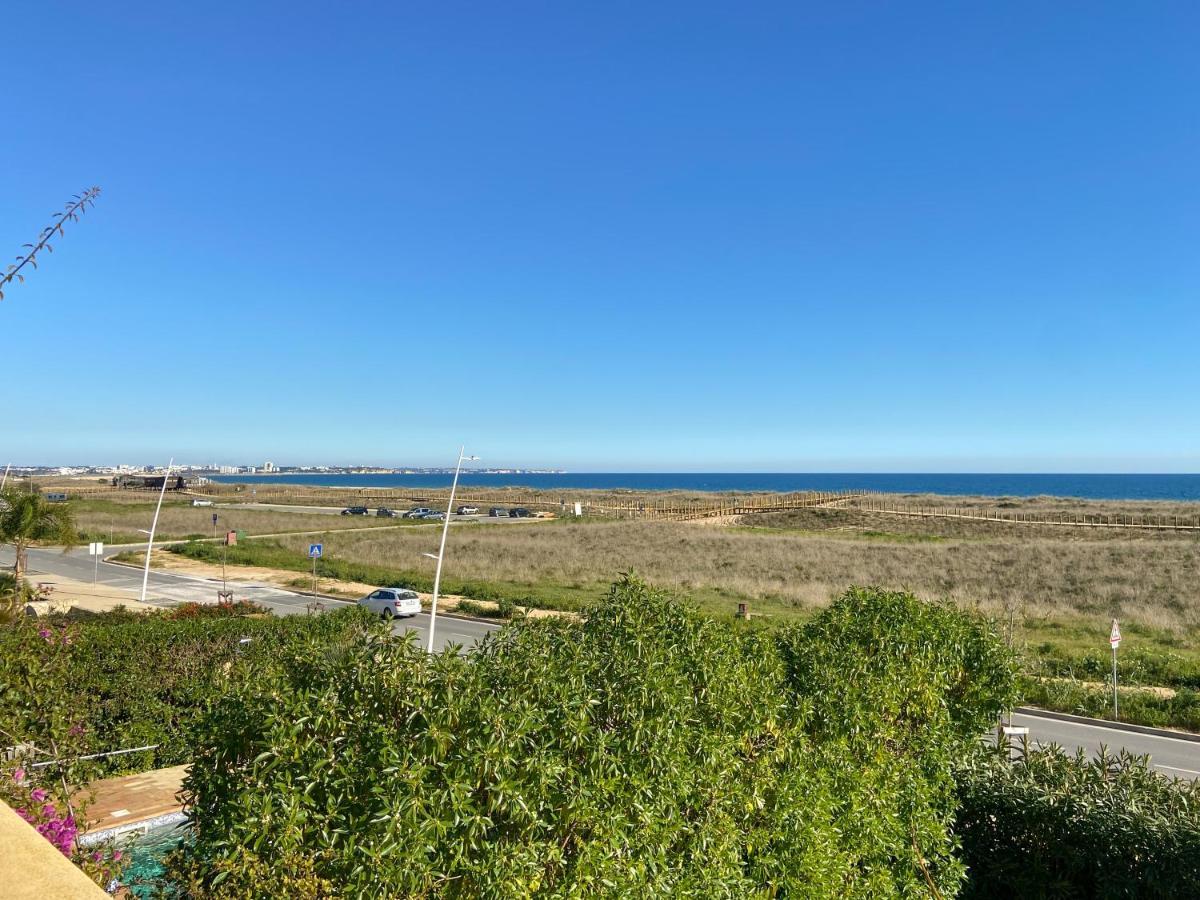 Beachfront With Pool And Stunning Ocean View #1908 Appartement